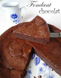 Fondant Au Chocolat Tres Fondant A Base De Creme Fraiche Et Poudre D Amande Gateau Creme Fraiche Creme Fraiche Recette Recette Creme D Amande