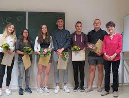 Aktion kam gut an insgesamt 1300 schüler sind es am hg und hg junior, sagt bartelt. 3 Platz Auf Bundesebene Beim Heureka Wettbewerb Hg 2020