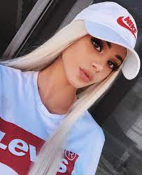 Pin Von Aracelyy Auf Kristen Hancher Frisuren Lange Haare Anleitung Madchen Bilder Platinblond