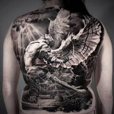 Die 30 Besten Rucken Tattoos 2020 Tattoo Spirit In 2020 Manner Rucken Tattoos Engel Tattoo Manner Engel Tattoos