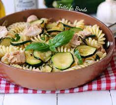 Maybe you would like to learn more about one of these? Pasta Fredda Al Tonno E Zucchine Saltata In Padella Tutto Fa Brodo In Cucina