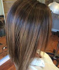 32 Natural Looking Hairstyles Brunette Balayage Styles Hairstyle Brunette Haircolor Hairstyles Popular Hair Color Light Hair Balayage Hair