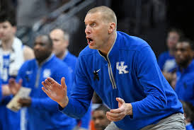 Mark Pope reflects on Kentucky's “out of character” pregame issue at  Louisville and how he's fixing it | A Sea Of Blue