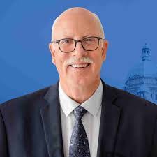 Ian Paton's Instagram, Twitter & Facebook