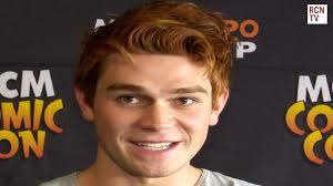 The riverdale actor has rocked archie andrews' signature red, his own natural brown, and even bright pink.but kj's. Kj Apa Interview Archie Hair Balding Fears Youtube