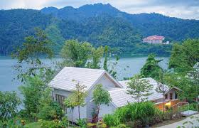 Come escape to earth's oldest rainforest and experience. Belum Rainforest Resort Een Pareltje Binnen Het Royal Belum State Park