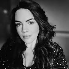 Lisa Katie Cope (@lisakatiecope)