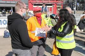 Manifestation des gilets jaunes : Covid 19 Au Mans Cinquante Manifestants Expriment Leur Ras Le Bol Des Restrictions Le Mans Maville Com