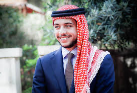 يعتبر مسلسل (ولي العهد) المسلسل الذي عادت من خلاله الفنانة لوسي إلى شاشة التلفزيون وذلك بعد غياب دام.اقرأ المزيد ثلاث سنوات حيث مسلسلها الأخير (سمارة). Ø£Ù…ÙŠØ± Ø§Ù„Ø£Ø±Ø¯Ù† Ø§Ù„ÙˆØ³ÙŠÙ… Ø§Ù„Ø­Ø³ÙŠÙ† Ø¨Ù† Ø¹Ø¨Ø¯ Ø§Ù„Ù„Ù‡ Ø§Ù„Ø«Ø§Ù†ÙŠ Ù…Ø¬Ù„Ø© Ø³ÙŠØ¯ØªÙŠ