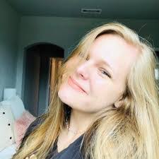 Madeline Hamm's Instagram, Twitter & Facebook