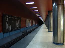 Képzeljétek, az történt, hogy tegnap este órákra leállt a nav oldala, ezért ma éjfélig meghosszabbítják az 1% felajánlásának. Ferenciek Tere Metro Station Wikipedia