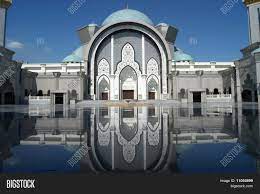 Encik mustafa bin draman (mustaphad perkeso.gov.my). Masjid Wilayah Image Photo Free Trial Bigstock
