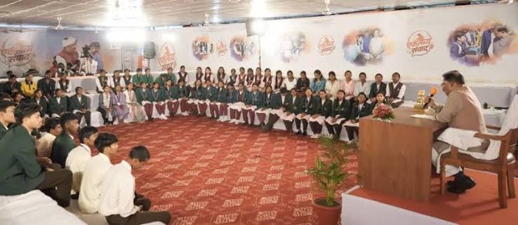एकलव्य की तरह लक्ष्य साधिए, सफलता निश्चित मिलेगी - मुख्यमंत्री - Grameen Sansar