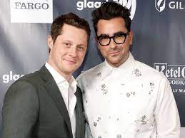 Dan levy dishes on schitt's creek's final season, lgbtq representation, and drag queens. Dan Levy Slams Uk Channel For Straight Washing Schitt S Creek New York Daily News