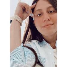 Layla Soto (@laay_15)