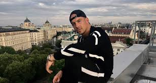 Bonez mc / raf camora. Raf Camora Vermogen Einkommen Des Rappers 2021