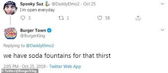 Nefis ve doyurucu lezzetleri öğrenmek istiyorsanız tıklayın. Burger King Tweets Shade At Chick Fil A After Kanye West Closed On A Sunday Song Reference Daily Mail Online