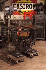 pied scie a ruban 1900 meuble de metier ameublement industriel vintage meubles industriels