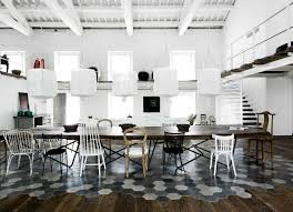 The table legs come in a variety of styles, shapes and forms like square column legs, round turned, fluted, tapered, cabriole, splayed, and more. Dramatic Dining Rooms 30 Beautiful Elegant Ideas