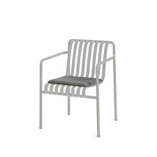 Adding extra comfort and functionality to the palissade chair collection, the seat of the palissade cushion is designed to fit the form exactly. Hay Palissade Dining Arm Chair Seat Cushion Sitzkissen Hay Designdelicatessen Aps