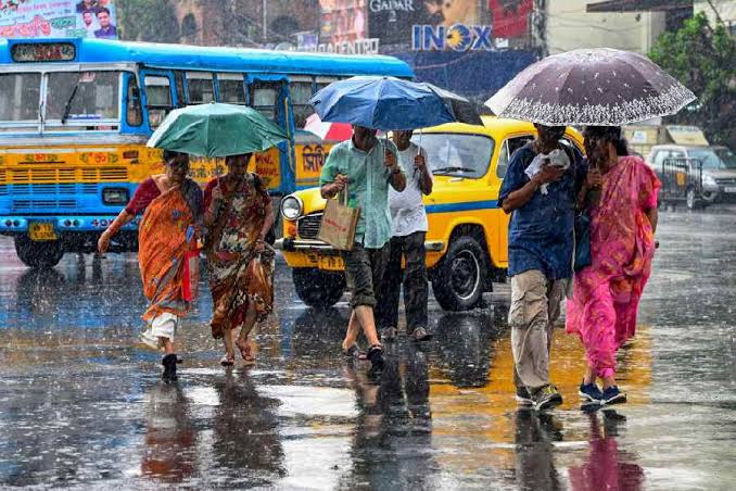 Thunderstorm and rain expected in Bengal over next few days; Heatwave alert for several districts on Saturday