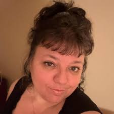 Mobile pet groomer for hyper dogs