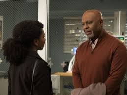 La recherche d'andy pour plus d'informations sur sa famille lui ouvre les yeux, et vic et travis sont pris au milieu d'un stratagème de corruption. Grey S Anatomy Season 15 Episode 22 Review Head Over High Heels Tv Fanatic