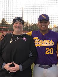 Devin Sease (@DevinSease1)