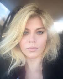 She switched different music styles. S A Operat Si A Scandalizat Pe Toata Lumea Cum Arata Loredana Groza Complet Nemachiata Buna Ziua Iasi Bzi Ro