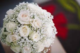 Welcome to our online wedding catalog providing you with some of many unique wedding flowers designed by our premier wedding florist elizabeth parker! Inspirational And Elegant White Bridal Bouquets