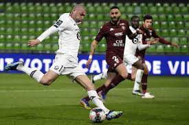 3,781 likes · 43 talking about this. Lille Go Six Points Clear In Ligue 1 Thanks To Turkish Double Sports The Jakarta Post
