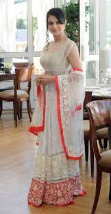 Indian Fashion Police Selebriti Lehenga Desi