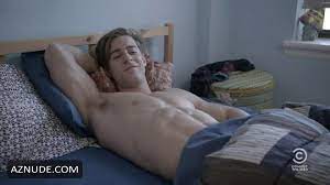 LUKE GULDAN Nude - AZNude Men