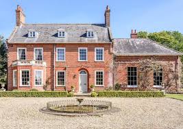 Find excellent information on renovated homes! Pin On Houses Of Dreams