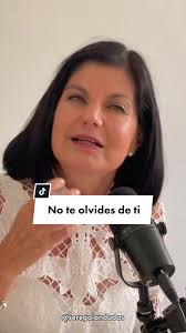 El sentido es vivir lo cotidiano con una intención. ✨ Haz una pausa en lo  que estás haciendo… y escucha el episodio “316. ¿Tengo que encontrarle  sentido a mi vida?” para regresar a ti. 🫶🏻 Escucha el ...