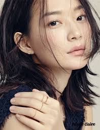 Kmagazinelovers Shin Min Ah Marie Claire Magazine May Issue 15 Shin Min Ah Korean Beauty Marie Claire