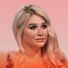 Kesha Goes Makeup Free While At Home In Quarantine