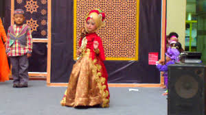 Nama lomba anak 2020 fashion show contest 2020 peserta lomba anak 2020 usia maksimal 12 tahun tema lomba anak 2020 casual spor. Jovinta Model Cilik Fashion Show Busana Muslim Youtube