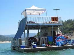 Perfect summertime boating in lake oroville, california. Lake Oroville Ca Floating Campsites I Wanna Go Kids Would Love This On Our California Trip California Travel Lake Oroville California Camping