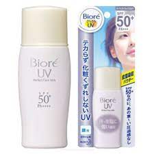 The sunscreen fluid is renewed to feature biore's new smooth water repellent veil that better prevents the skin from feeling sticky when sweating than its previous formula. Biore Uv Perfect Face Milk Spf50 Pa Ingredients And Reviews