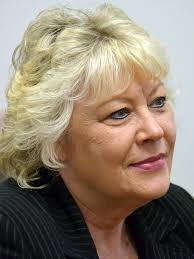 Terri Norris's Instagram, Twitter & Facebook