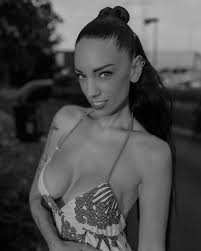 Photo posted by Veronika Schovancová (@motofoxveronika)