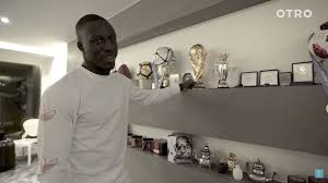 May 15, 2021 · if we can win trophies it is a big bonus. Man City News Benjamin Mendy S Trophy Wall Facebook