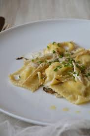 Ravioles Foie Gras Et Creme De Truffe 7 Recettes De Ravioles A Tomber Elle A Table Recette Ravioli Recettes De Cuisine Recette