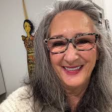 Joy Sipple's Instagram, Twitter & Facebook