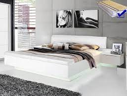 Doppelbett 180x200 mit 2 matratzen und lattenrost. Expendio Bett Sophie 1 Weiss 180x200 Cm Mit Aufklappbarer Fussbank Inkl Lattenrost Und Taschenfederkernmatratze Online Kaufen Otto