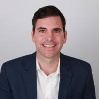 Scott Armbruster's Instagram, Twitter & Facebook