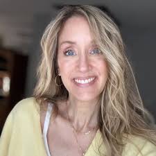 Chat gpt told me he'll make me Canva designs and templates for me to edit  but never did. He kept saying give me a few hours, then give me 30 minutes  I'm