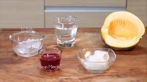 Sajikan es buah dingin untuk buka puasa esok hari. Resep Es Blewah Melon
