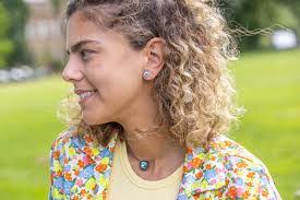 Luna Lara's Instagram, Twitter & Facebook